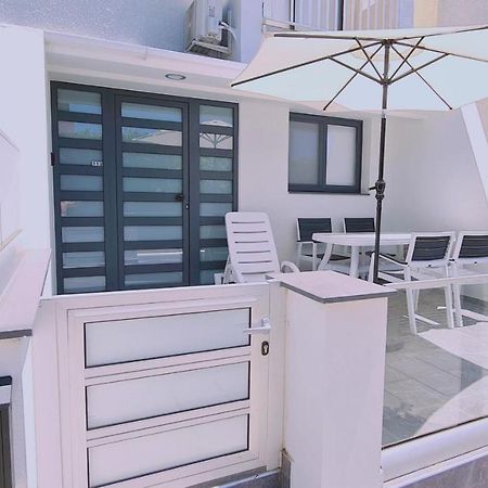 Stay Nissi Twins Apts アヤナパ エクステリア 写真