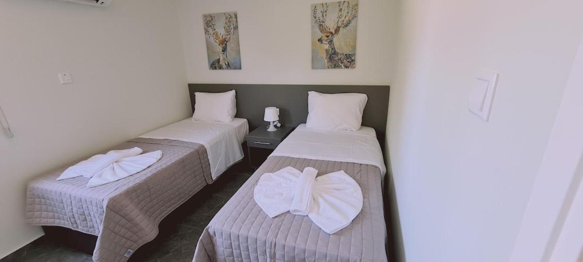 Stay Nissi Twins Apts アヤナパ エクステリア 写真